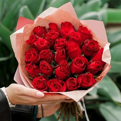 Rose delivery for Moscow - Order flowers online - RussiaFlora