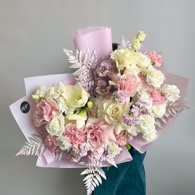 Flower delivery in Moscow