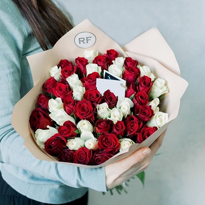 Rose delivery for Russia