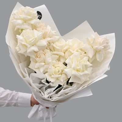 Send flowers to St Petersburg