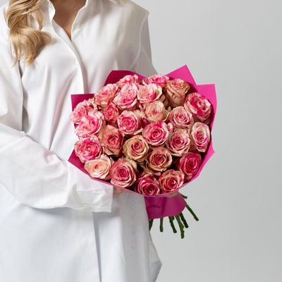 Rose delivery Russia Moscow