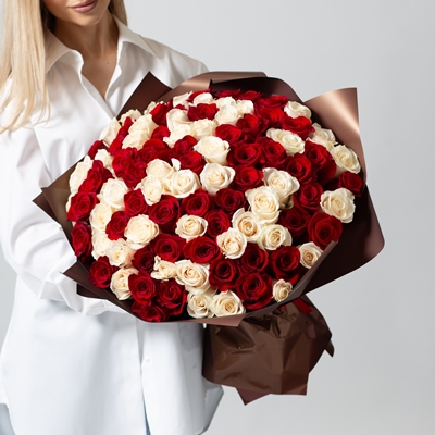 Send 101 roses to Russia