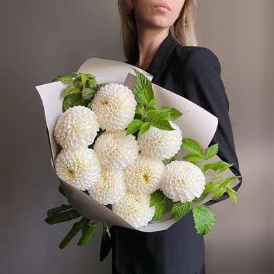 Flower Bouquets to Moscow