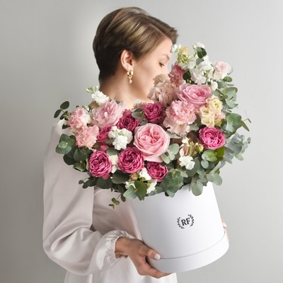 Flowers in box for Moscow Russia