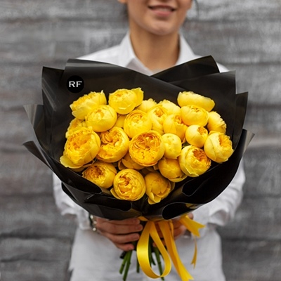 Peonies delivery St Petersburg