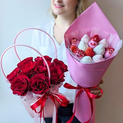 Strawberry bouquet to Russia