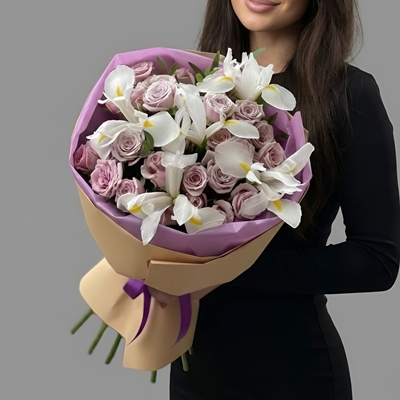 Order luxury flowers for Moscow
