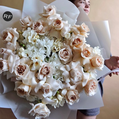 Luxury flower arrangements Russia