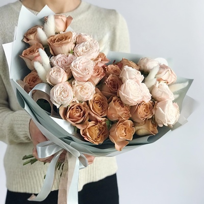 Peony roses for Moscow Russia