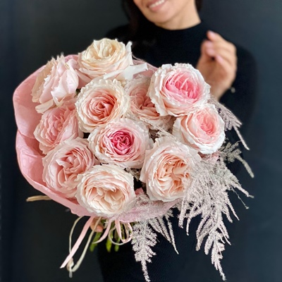 Peony roses delivery Russia