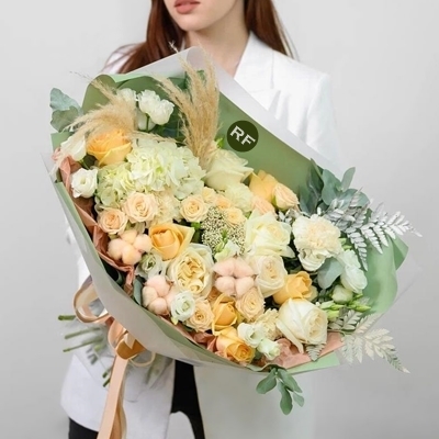 Send flower bouquet to Moscow