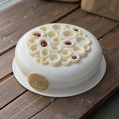 Birthday cake delivery Ekaterinburg