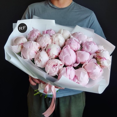 Peony delivery Yekaterinburg