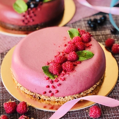 Best cake delivery Yekaterinburg