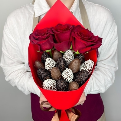 Strawberry bouquets delivery Ekaterinburg