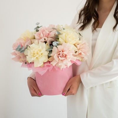 Luxury flowers in box Kazan
