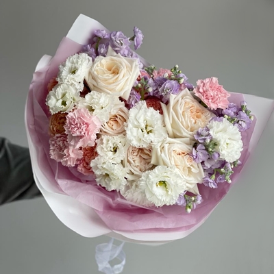 Fresh flowers delivery in Novosibirsk