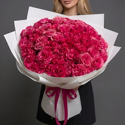 Rose flower delivery Russia