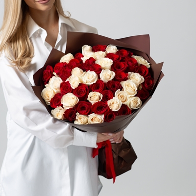 Send 51 roses to Moscow