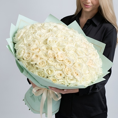White roses delivery Moscow